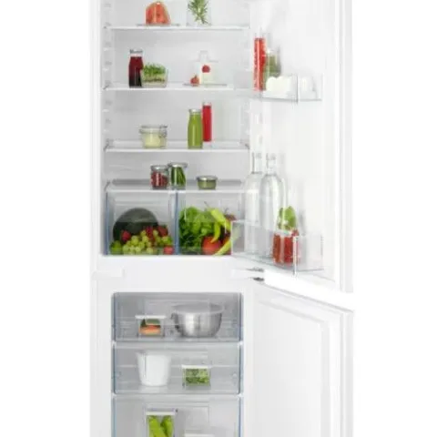 AEG NSC6N18ZES 6000 TWINTECH® INTEGRATED FROST FREE FRIDGE FREEZER 177.2 CM