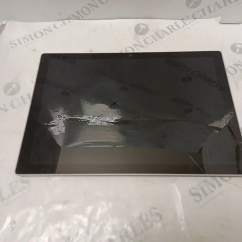 MICROSOFT SURFACE PRO IN SILVER