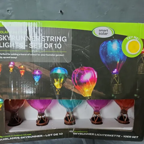 BOXED SMART SOLAR SKYRUNNER STRING LIGHTS