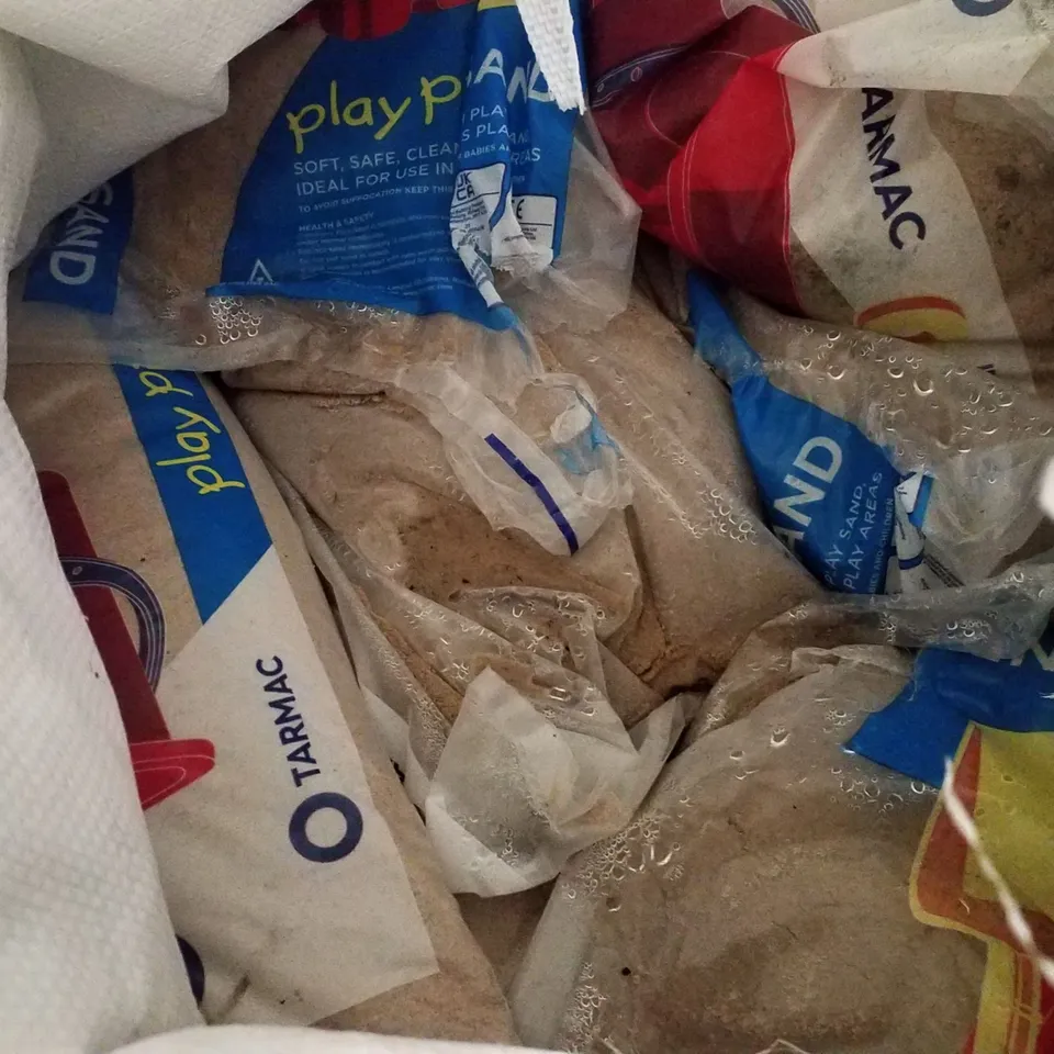 PALLET CONTAINING BAGS OF PLAY SAND 