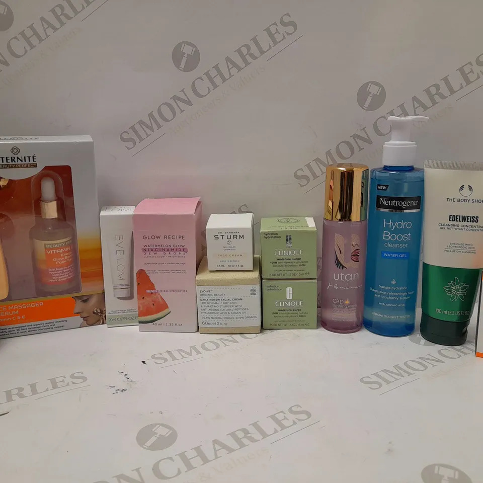 LOT OF APPROX 12 ASSORTED SKINCARE PRODUCTS TO INCLUDE EVELOM CREAM CLEANSER, CLINIQUE MOISTURE SURGE HYDRATION CREAM, GLOW RECIPE DEW DROPS, ETC