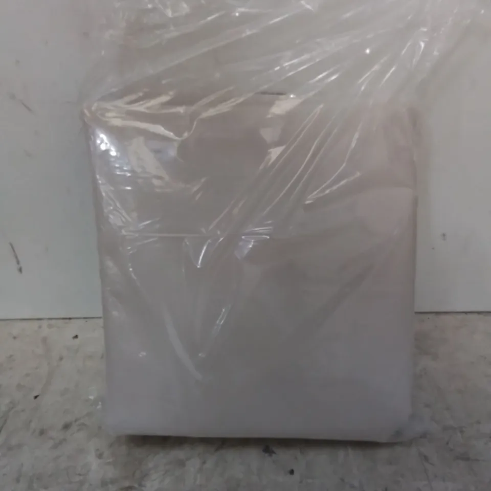 BOXED AMAZON BASICS GAS GRILL BARBECUE COVER XL 72INCH 
