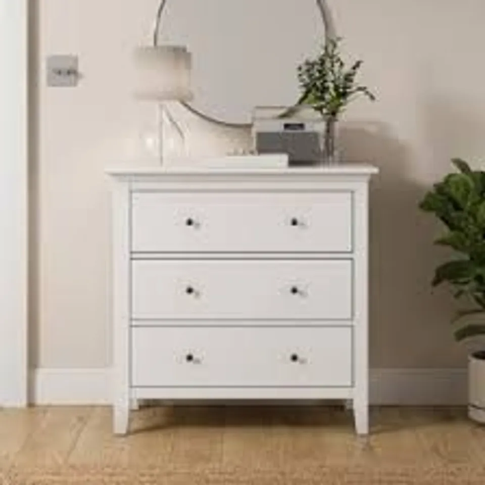 BOXED LYNTON 3 DRAWER CHEST - WHITE (1 BOX)