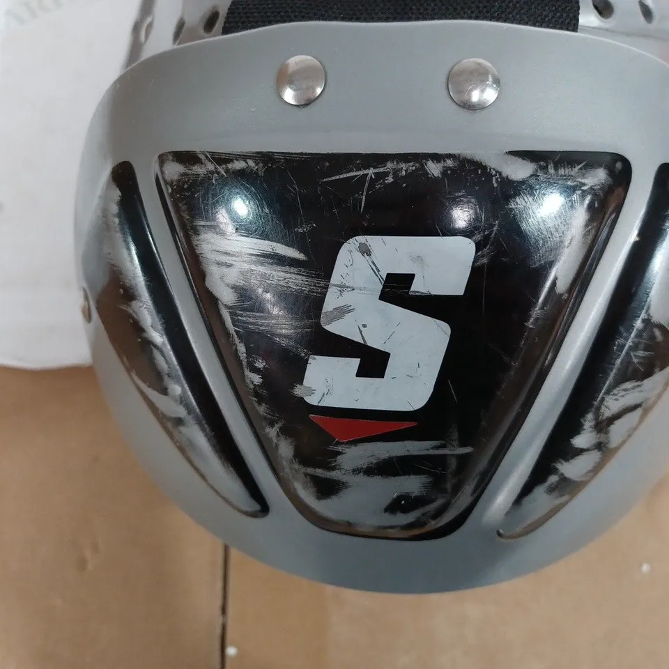 SCHUTT XV FLEX 80030 SHOULDER PADS - SMALL 