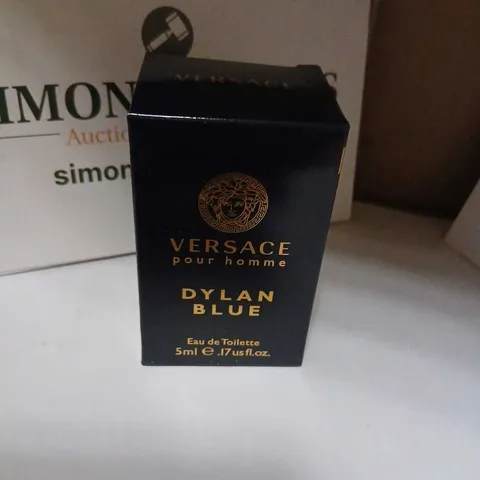 BOXED VERSACE POUR HOMME DYLAN BLUE EAU DE TOILETTE 5ML
