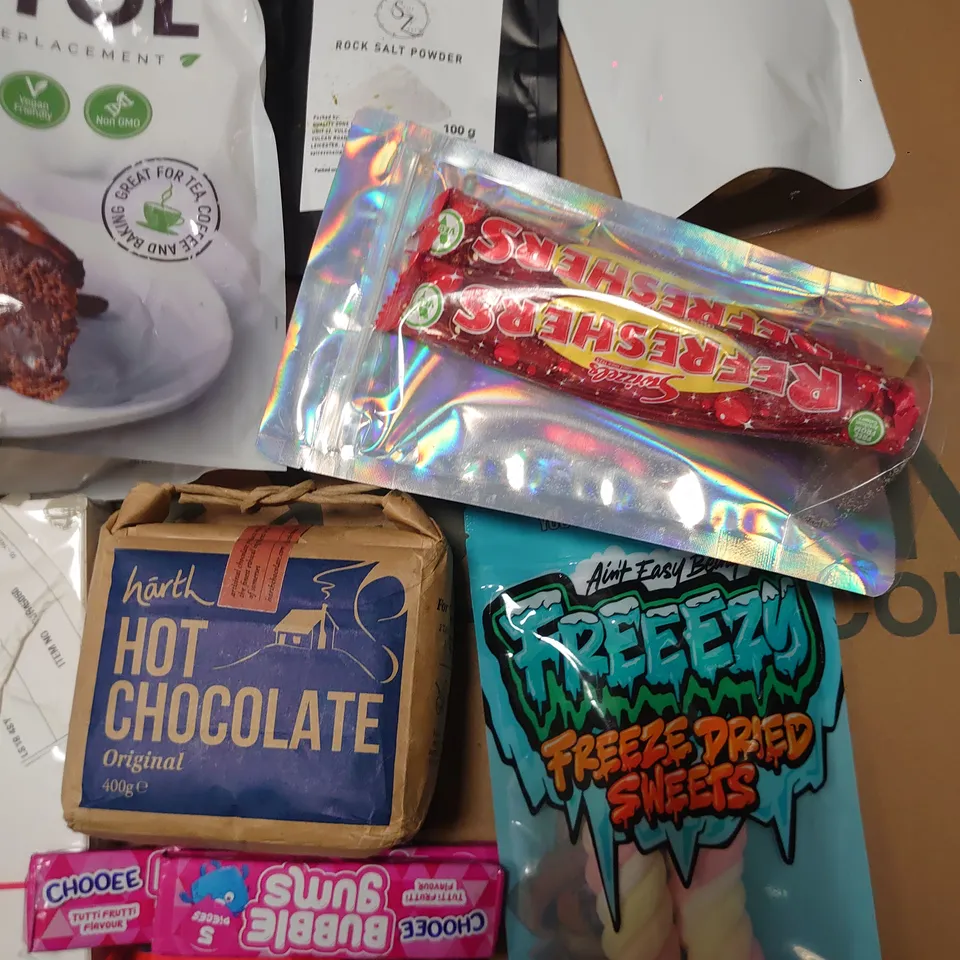 LOT OF 18 ASSORTED FOOD ITEMS TO INCLUDE 1KG OF XYLITOL, OPTI-TUMERIC AND KIKI DEFENCE DROPS 