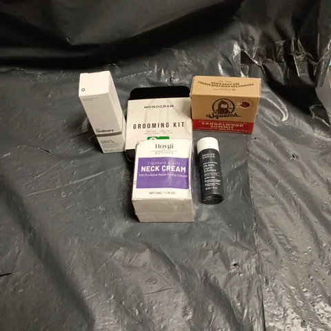 BOX OF APPROXIMATELY 20 ASSORTED HOUSEHOLD ITEMS INCLUDING PAULAS CHOICE LIQUID EXFOLIANT, HOYGI NECK CREA, DR SQUATCH DEODORANT AND MONOGRAM GROOMING KIT