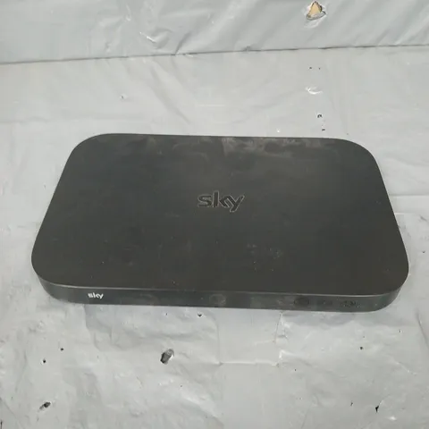 SKY Q ES340D8 RECEPTION BOX 
