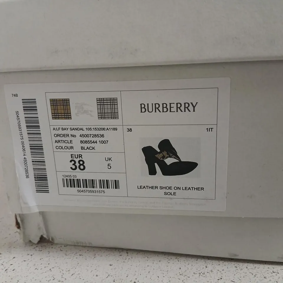 BURBERRY LEATHER SANDALS – BLACK, UK 5 (EU 38) – LEATHER SOLE