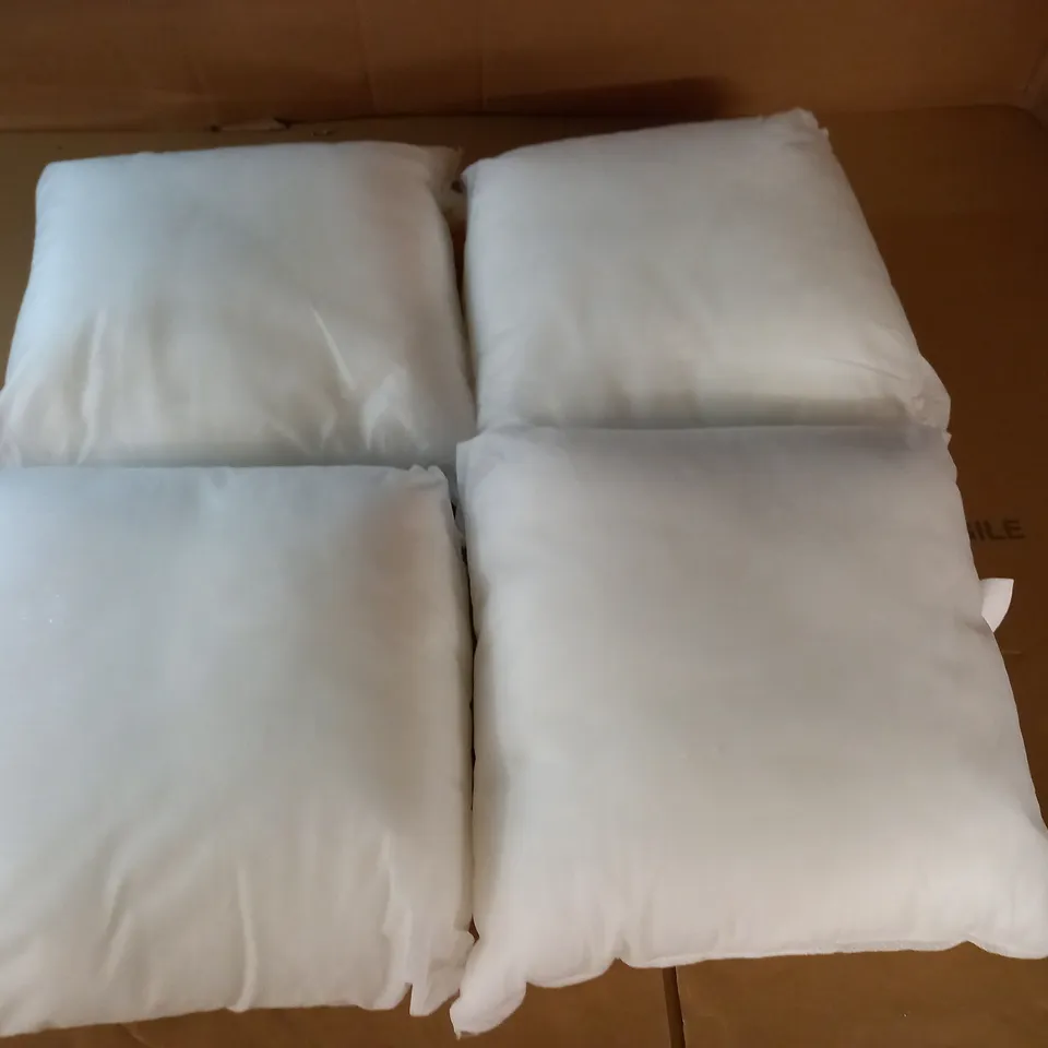 LOT OF 4 FILLED CUSHIONS - 26X26CM