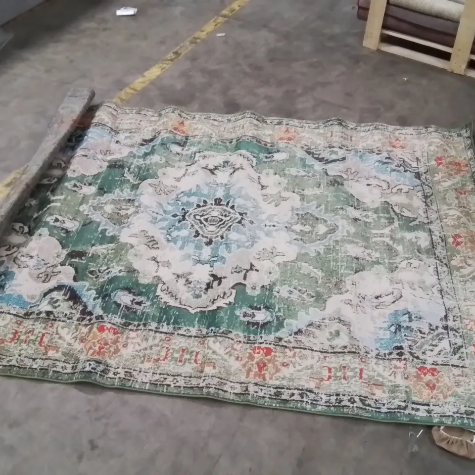 QUALITY DESIGNER AREA RUG - APPROXIMATELY 285X183CM