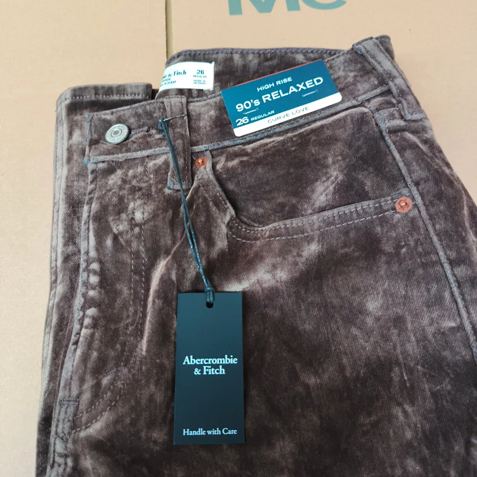 ABERCROMBIE & FITCH HIGH RISE 90S RELAXED JEANS – CURVE LOVE, UK 8 