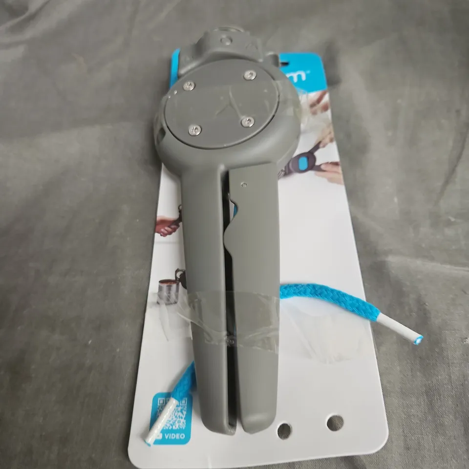 BOX OF APPROXIMATELY 12 ASSORTED HOUSEHOLD ITEMS INCLUDING TILI HAIR REMOVAL KIT AND DREAMFORM CAN OPENER