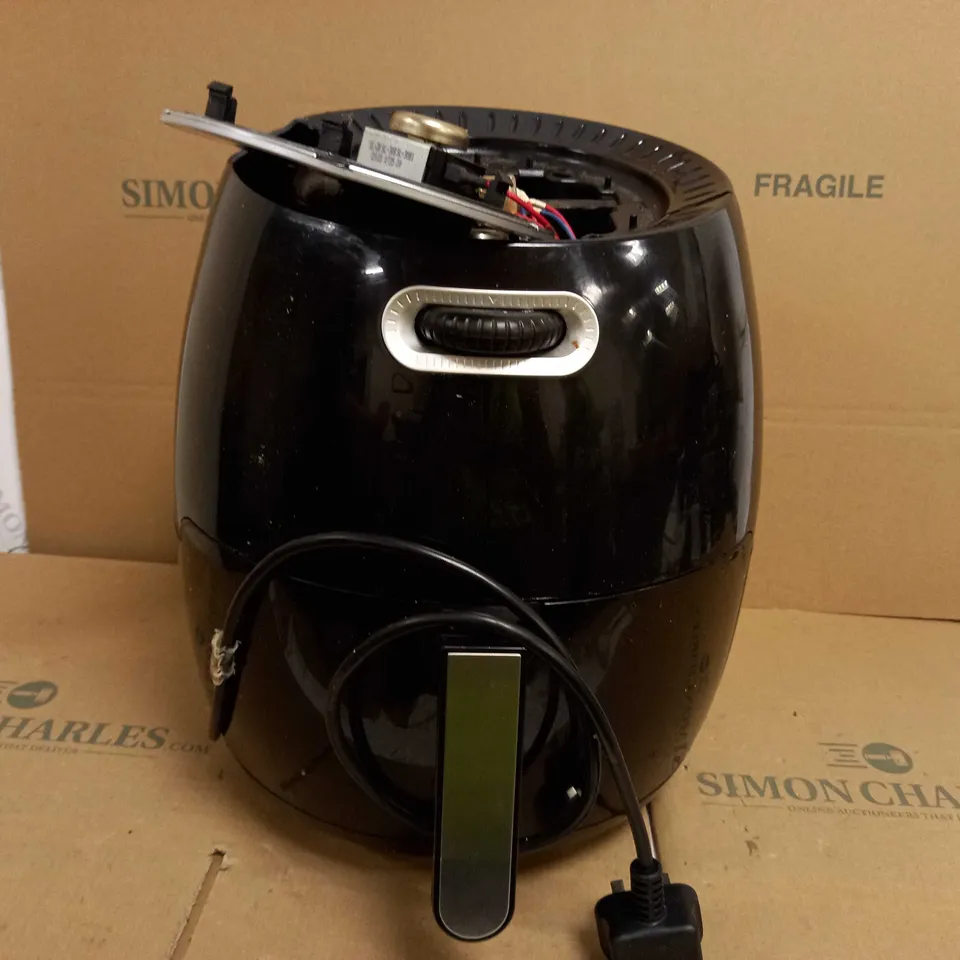 UTEN AIR FRYER 1800W WITH RAPID AIR TECHNOLOGY 