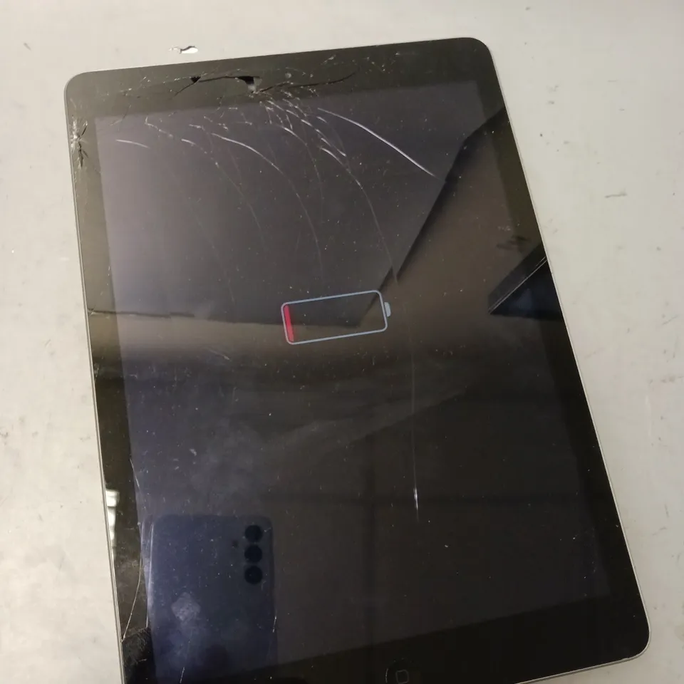 UNBOXED APPLE IPAD MODEL A1474