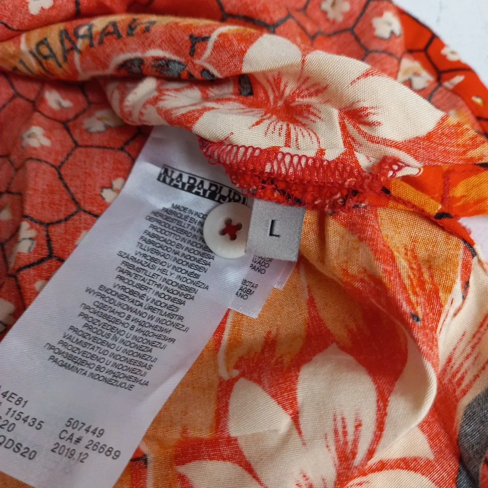 NAPAPIJRI TROPICAL PRINT SHIRT – ORANGE/RED FLORAL PATTERN – UK SIZE L