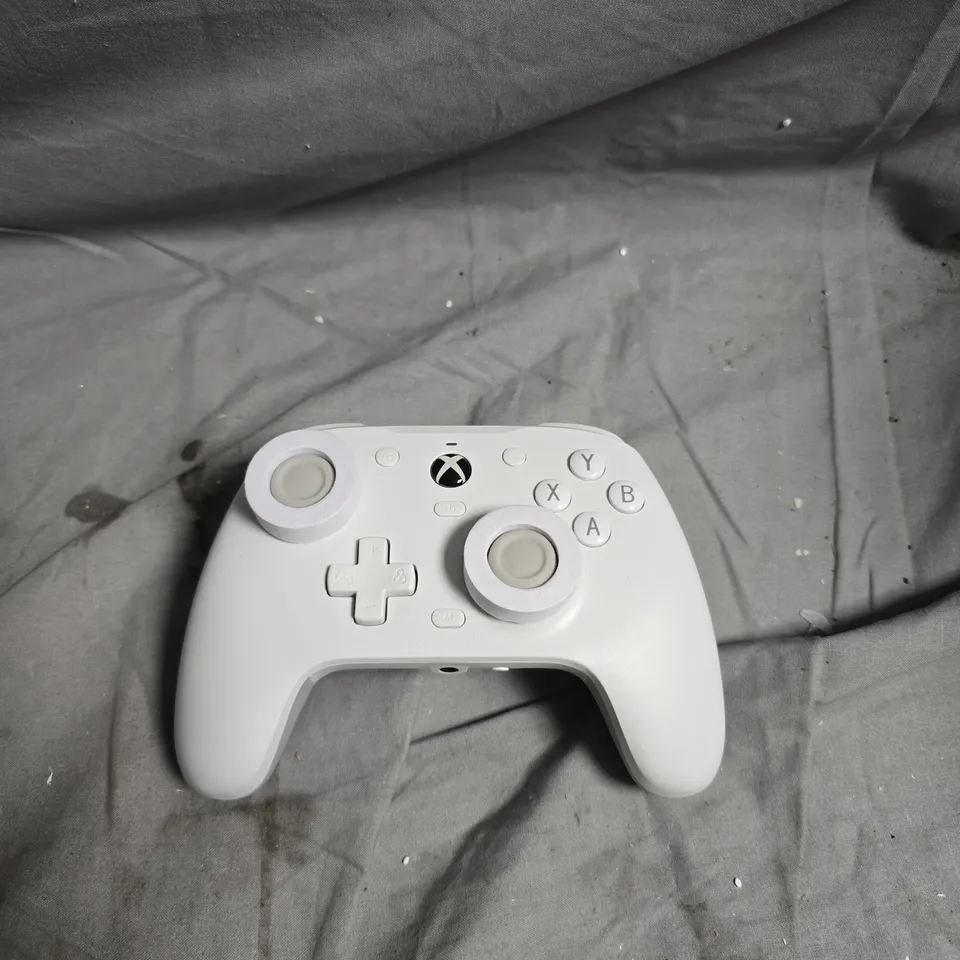 GAMESIR G7 HE WIRED CONTROLLER FOR XBOX – WHITE
