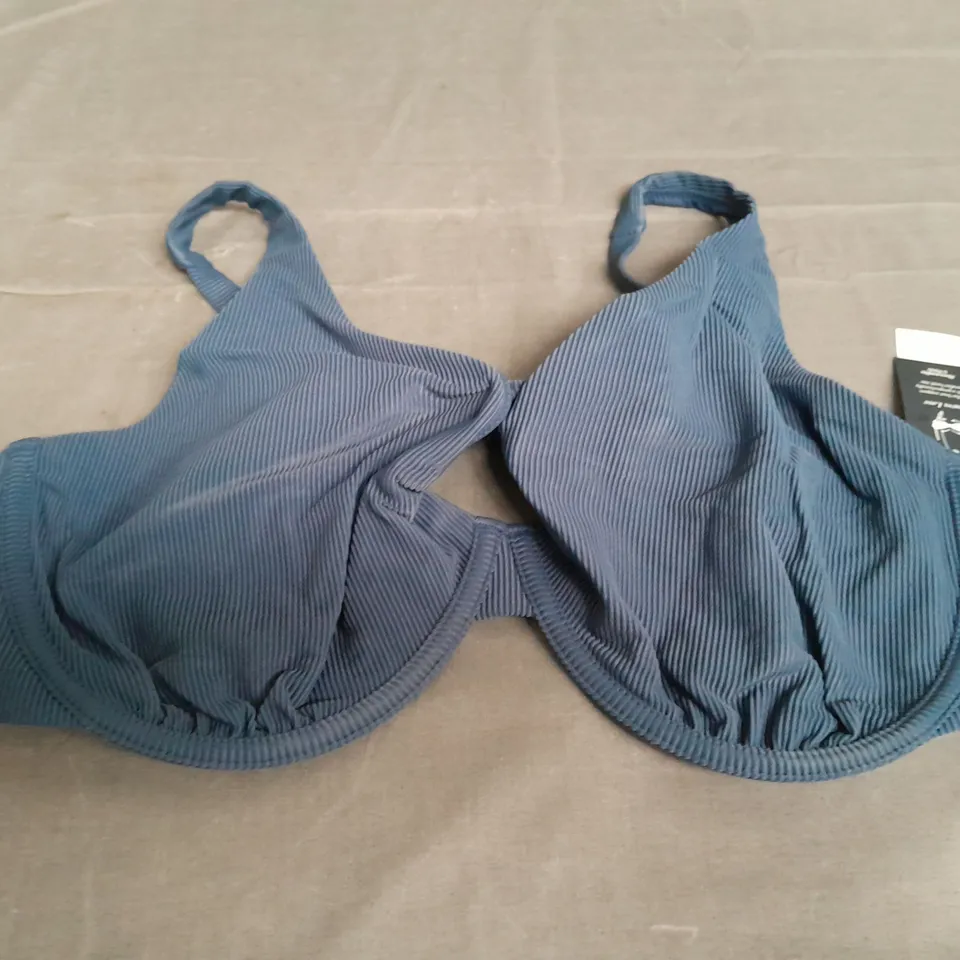 ABERCROMBIE & FITCH NAVY BRA - LARGE