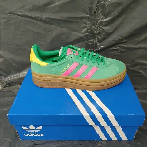 BOXED PAIR OF ADIDAS GAZELLE BOLD GREEN/PINK UK 6