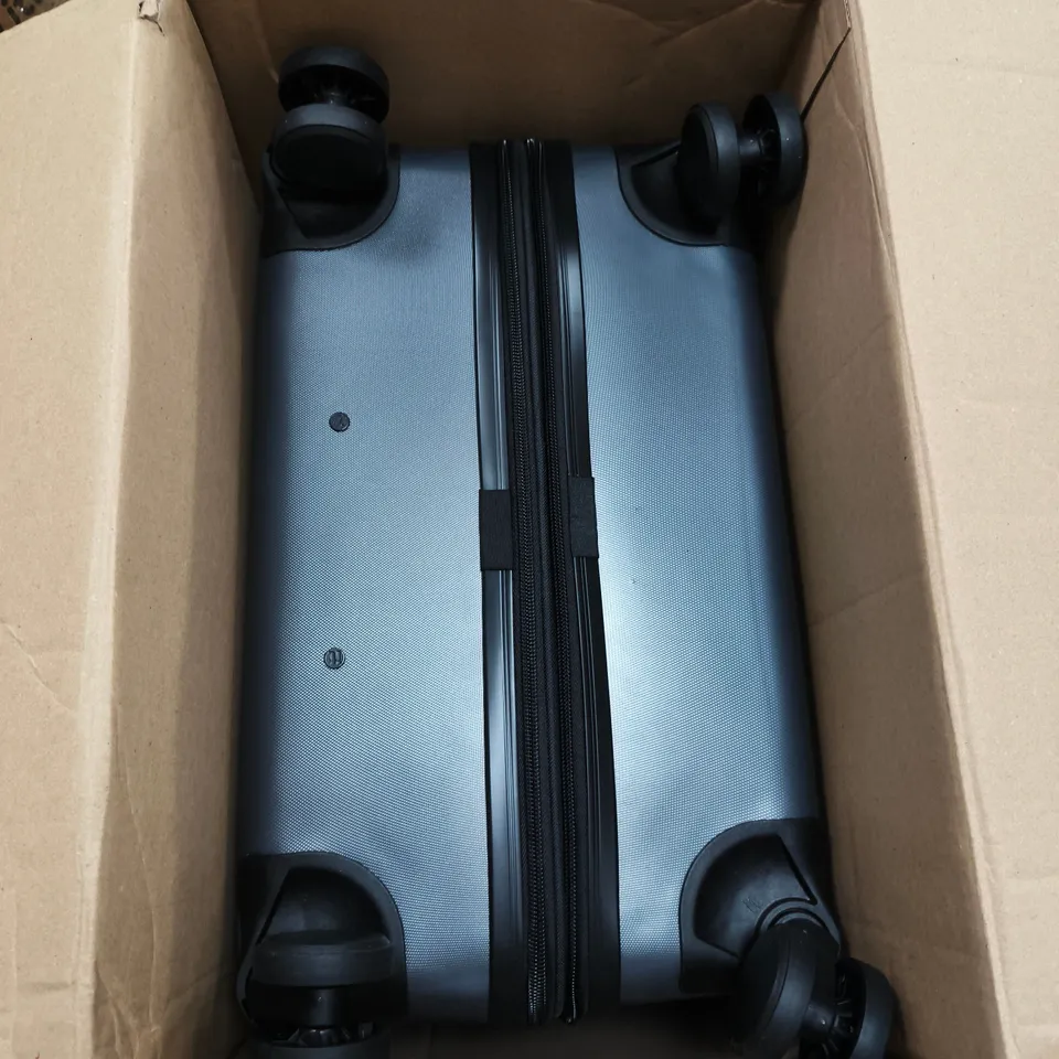 IT LUGGAGE LEGION SUITCASE - MEDIUM (ASPHALT)