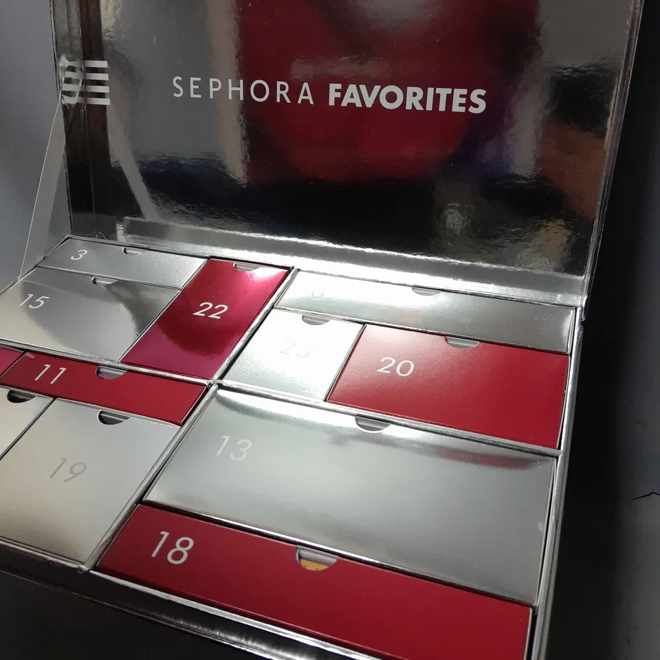 BOXED SEPHORA FAVOURITES ADVENT CALENDAR 