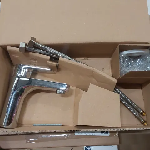 BOXED ALMA MONO BASIN TAP