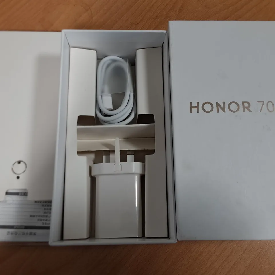 BOXED HONOR 70 256GB IN BLUE - FNE-NX9