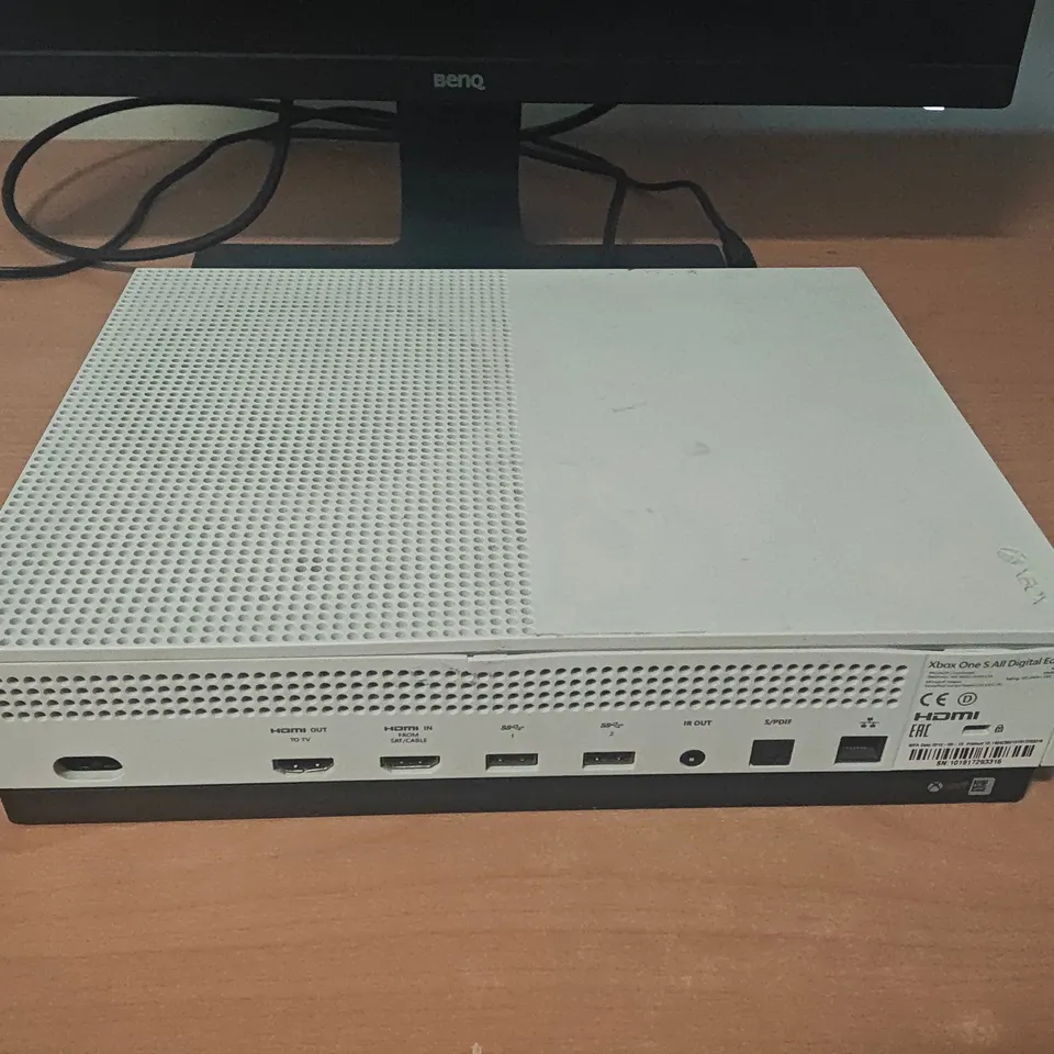 UNBOXED XBOX ONE S ALL DIGITAL EDITION - 1681