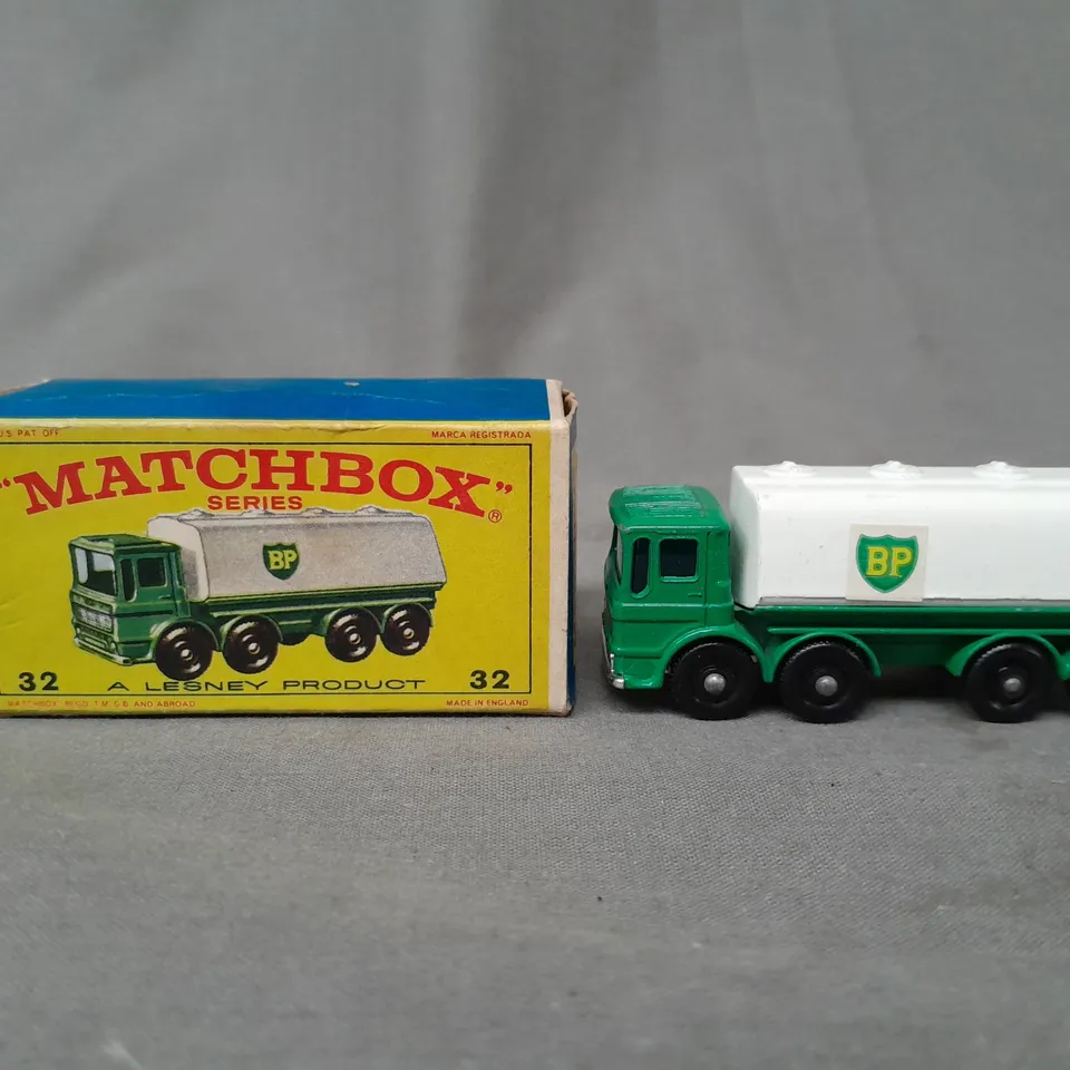 MATCHBOX SERIES NEW MODEL 32 - LEYLAND PETROL TANKER