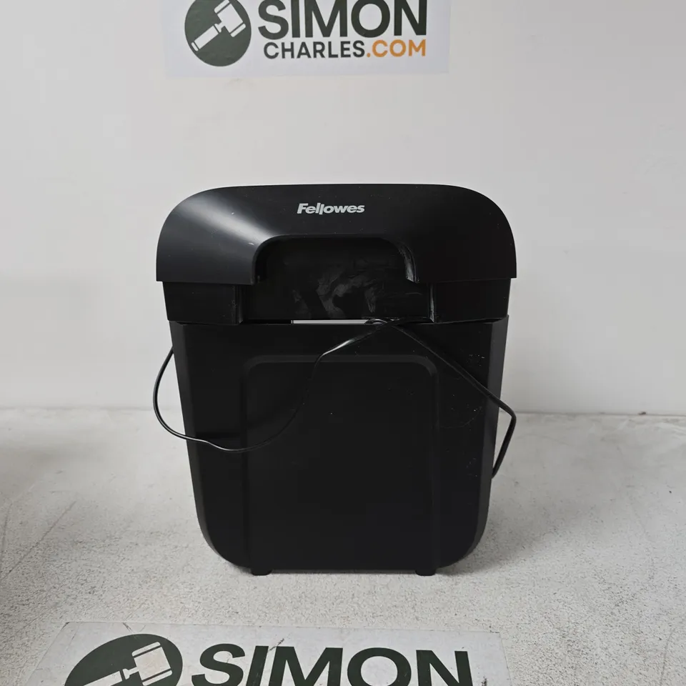 FELLOWES POWERSHRED LX25 SHREDDER (CROSS CUT) 230V UK