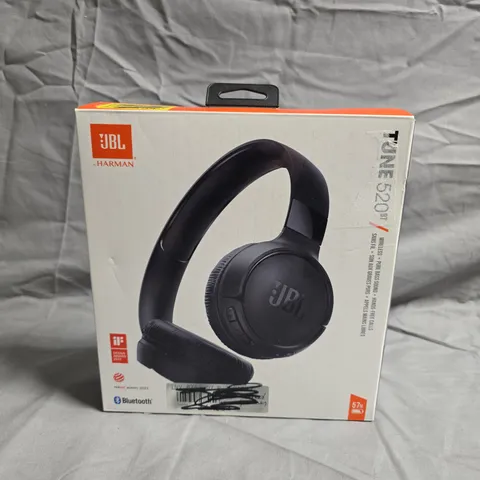 JBL TUNE 520BT WIRELESS ON-EAR HEADPHONES – BOXED