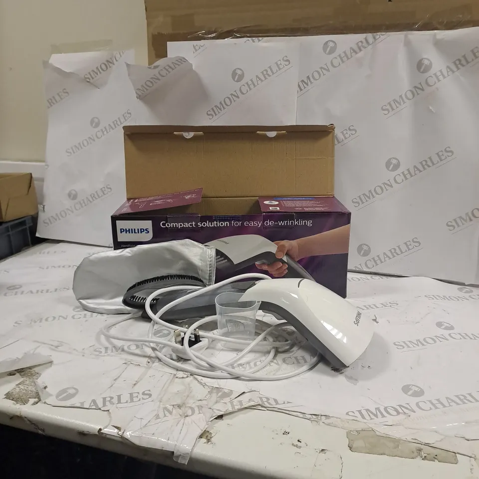 BOXED PHILIPS HANDHELD GARMENT STEAMER