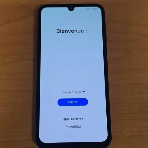 BOXED SAMSUNG GALAXY A15 4/128GB IN BLUE BLACK - SM-A155F