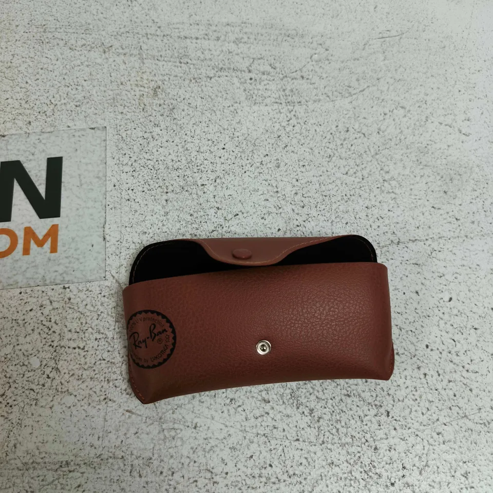 RAY-BAN SUNGLASSES CASE – BROWN LEATHER
