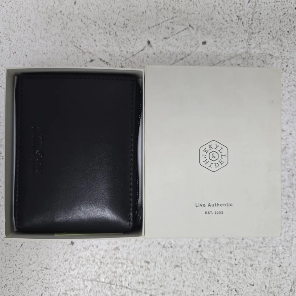 JEKYLL & HIDE LIVE AUTHENTIC WALLET IN BLACK