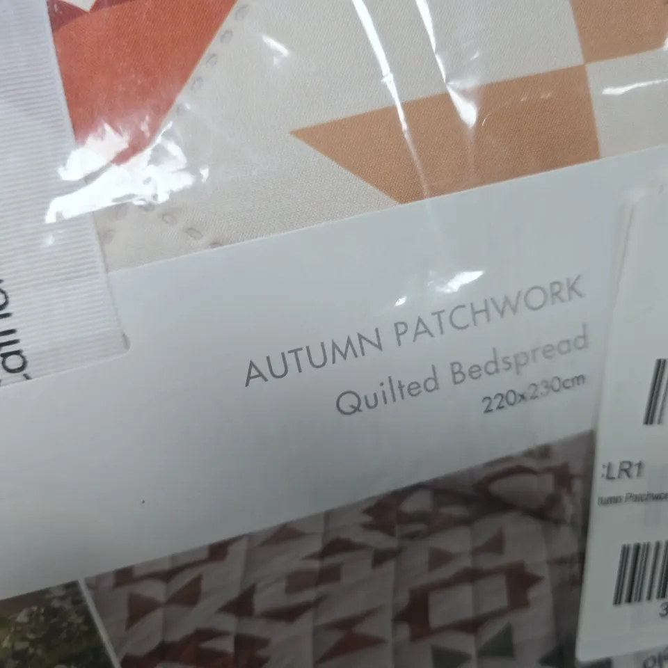 CATHERINE LANSFIELD AUTUMN PATCHWORK QUILTED BEDSPREAD 220X230CM