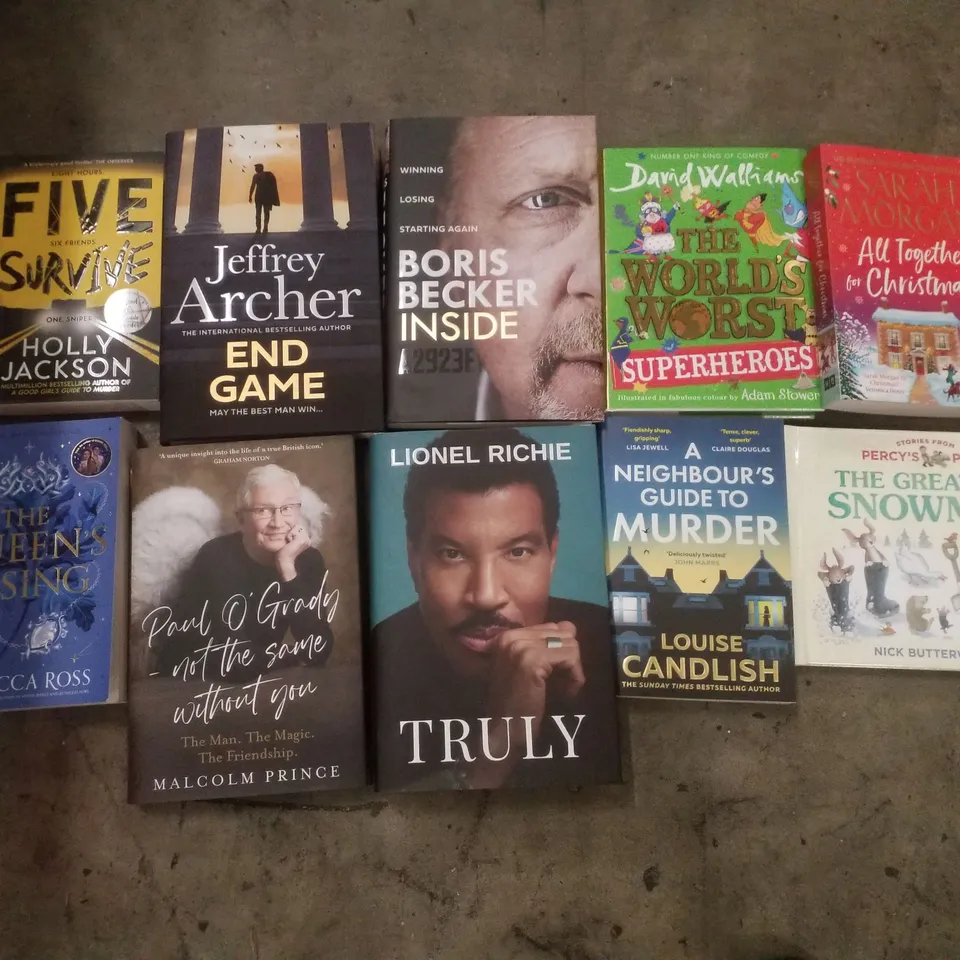 PALLET CONTAINING ASSORTED BOOKS INCLUDING END GAME, TRULY, THE WORLDS WORST SUPERHEROES, THE QUEEN'S RISING & THE GREATEST SNOWMAN