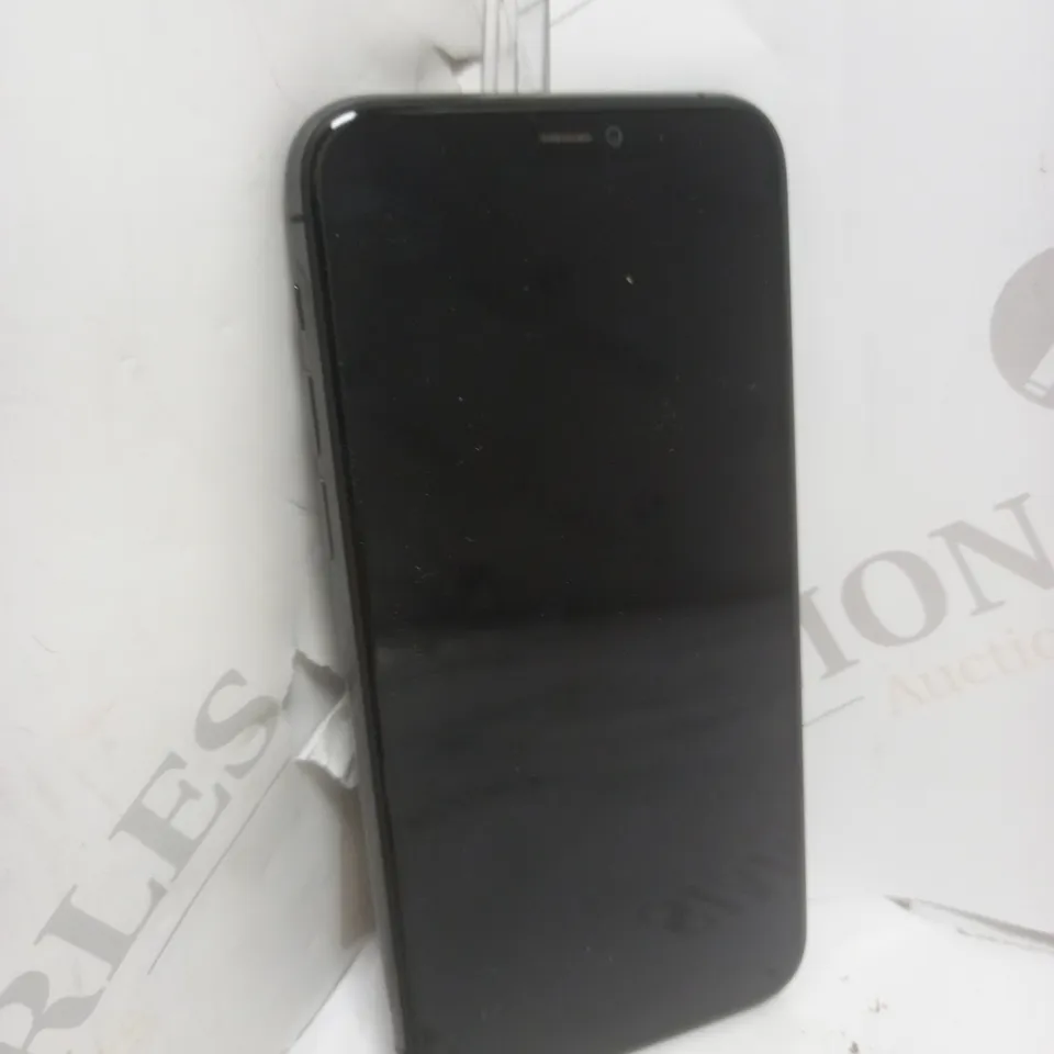 BOXED IPHONE 11 PRO SMARTPHONE