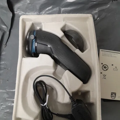 PHILIPPS SHAVER 3000