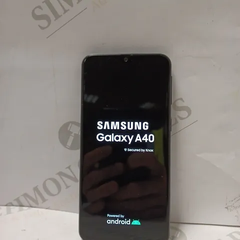 BOXED SAMSUNG GALAXY A40 SMARTPHONE 
