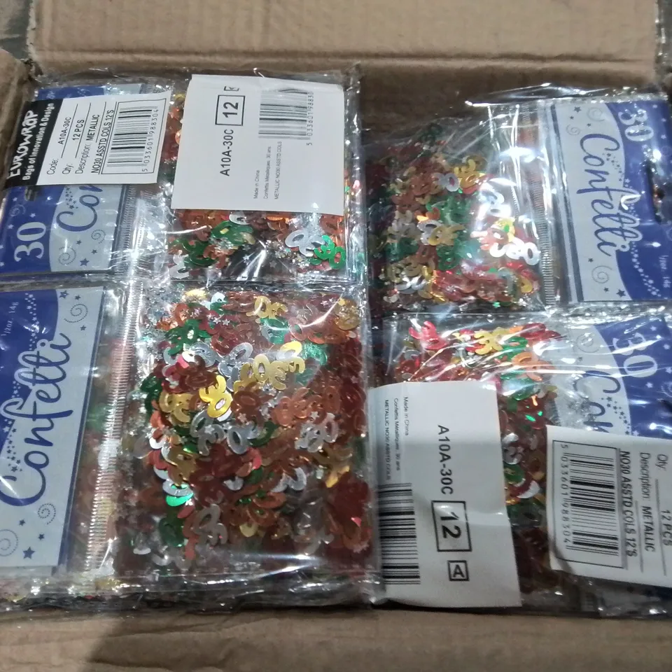 LOT OF 144 BRAND NEW 14G PACKS OF METALLIC NO30 CONFETTI IN MULTI