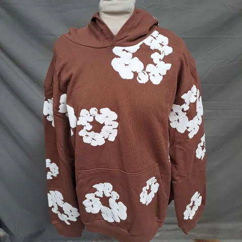 DENIM TEARS COTTON WREATH PRINTED HOODIE IN BROWN SIZE L