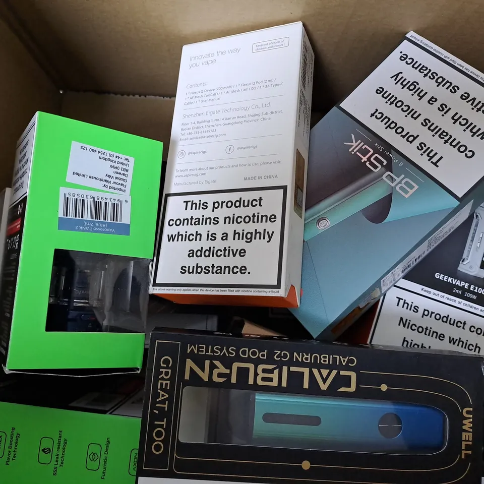 APPROXIMATELY 10 ASSORTED E-CIGARETTE PRODUCTS TO INCLUDE GEEKVAPE E100 KIT, ARGUS GT II KIT, VAPORESSO LUXE X