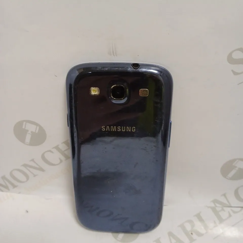 SAMSUNG GT-I9300