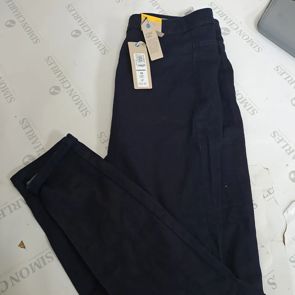 M&S DENIM LG SIZE 16 DENIM JEANS 