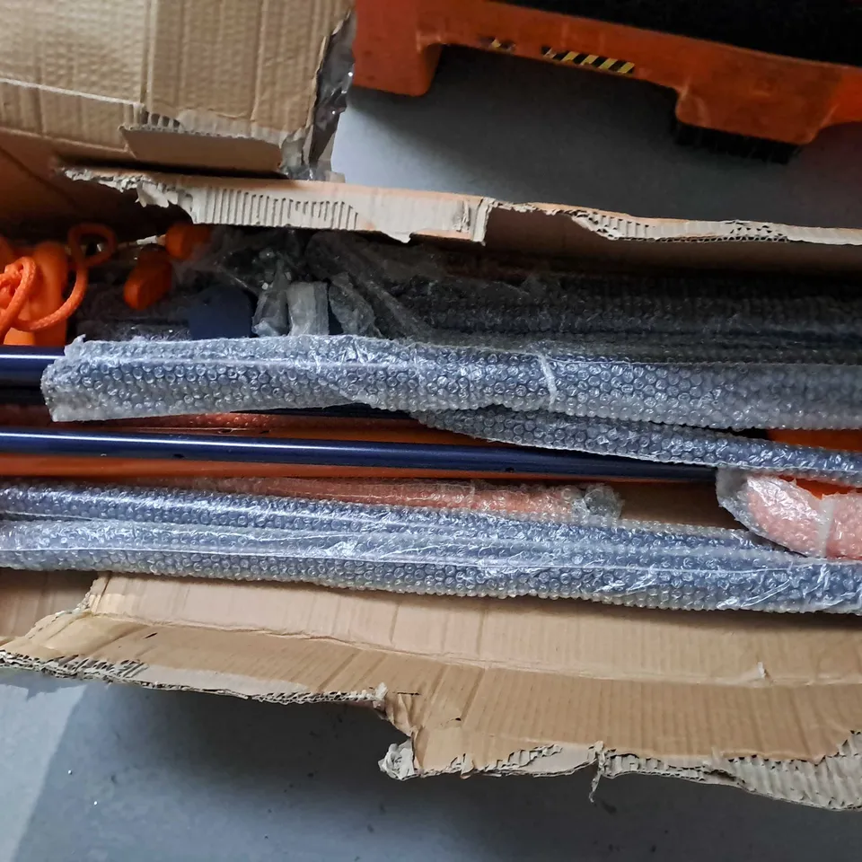 GARDEN SWING/SEESAW PLAY SET ORANGE  RRP £139.99