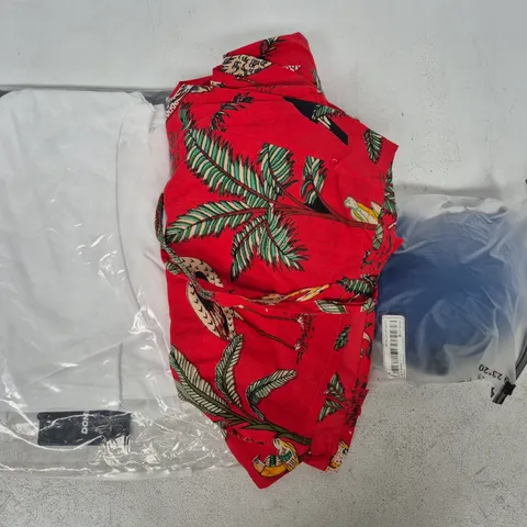 APPROXIMATELY 20 ASSORTED CLOTHING AND FASHION PRODUCTS IN VARIOUS STYLES AND SIZES - COLLECTION ONLY