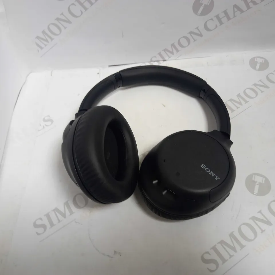 NOISE CANCELLING WIRELESS HEADPHONES 