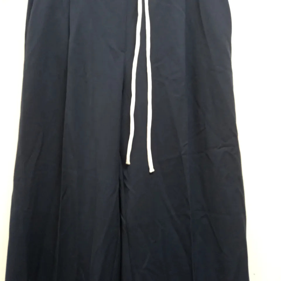 ZARA LINED PANTS IN NAVY - LARGE