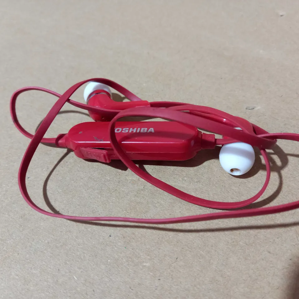 TOSHIBA EARBUDS
